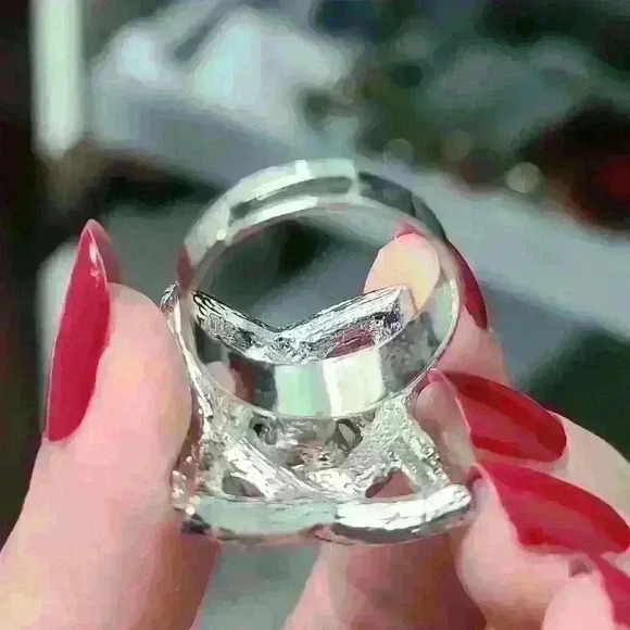 Silver tone rhinestones fuax pearl ring cocktail rings size 7 adjustable - Picture 9 of 16